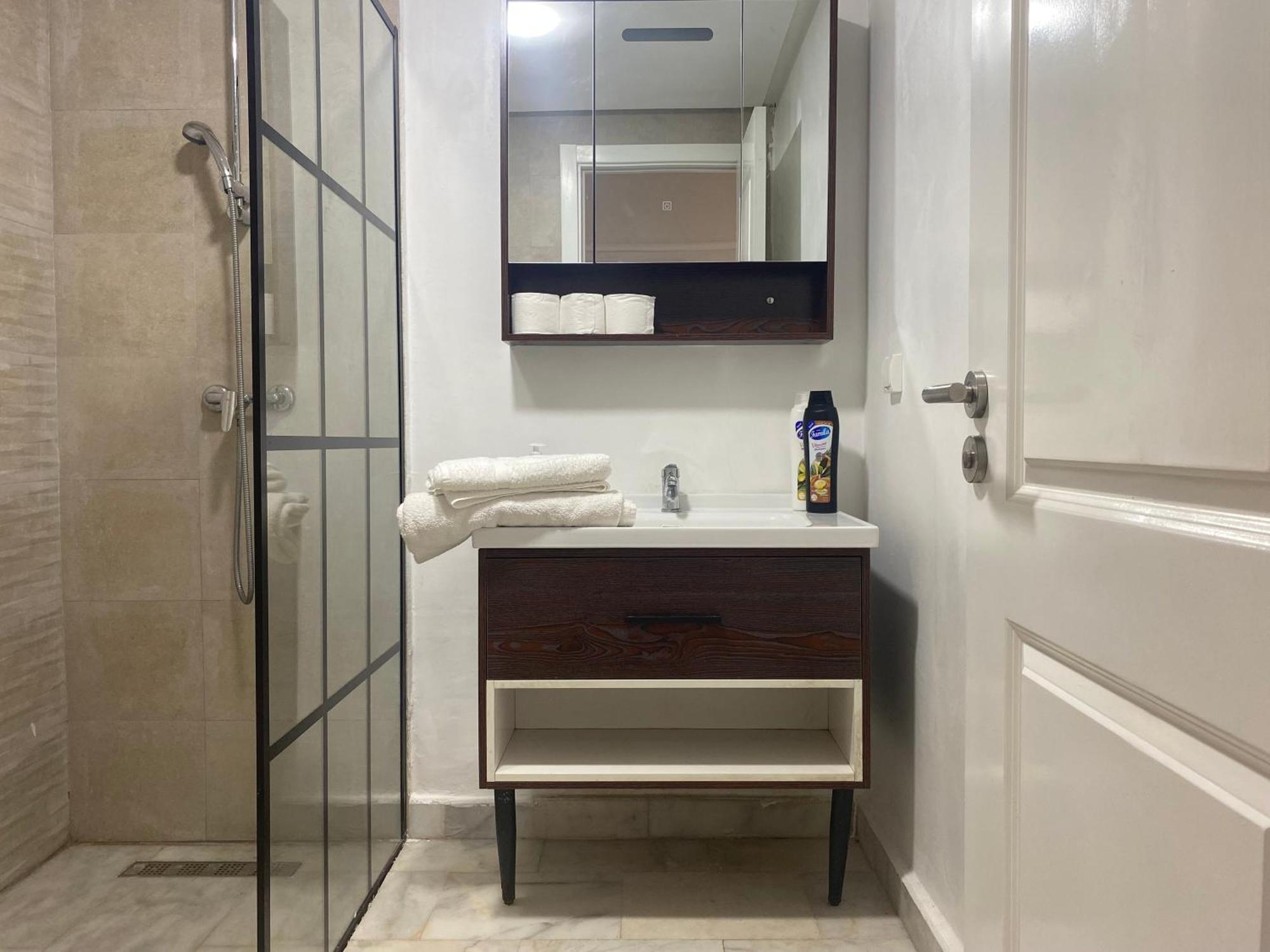 Luxueux 2 Chambres 5 Min De L'Aeroport Casablanca Nouaceur Exteriör bild