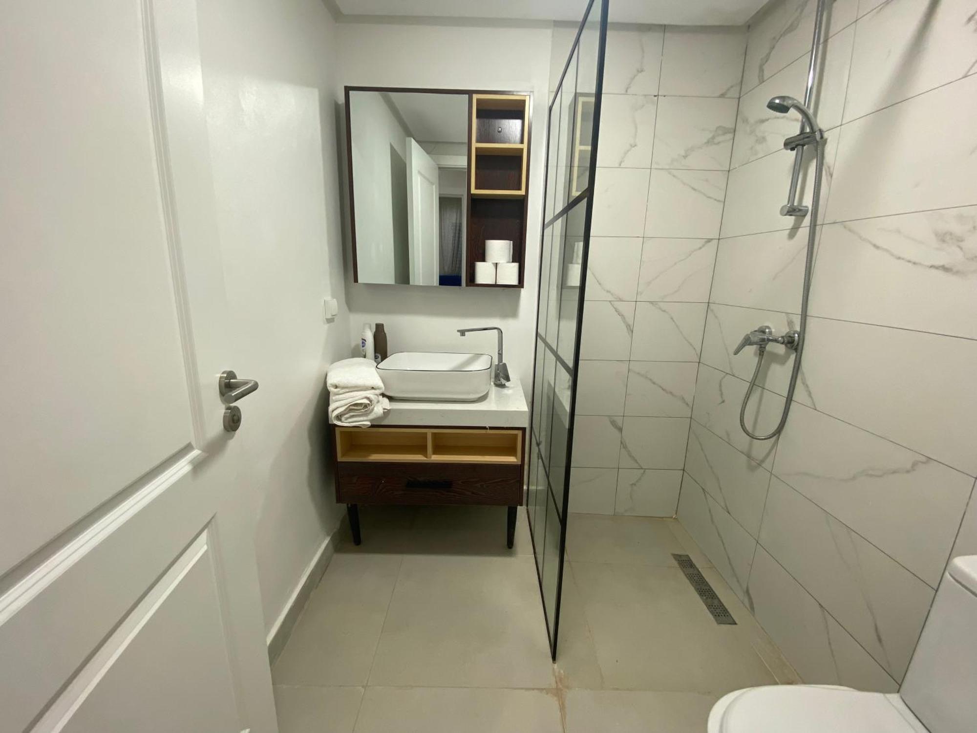 Luxueux 2 Chambres 5 Min De L'Aeroport Casablanca Nouaceur Exteriör bild